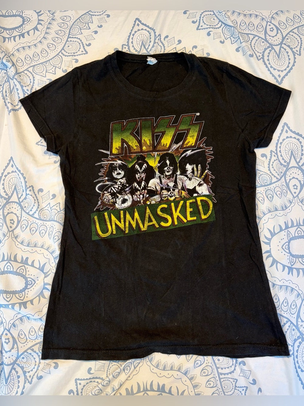 Kiss shirt women’s